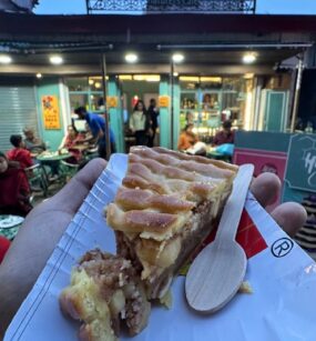 Apple pie, honey hut, Shimla